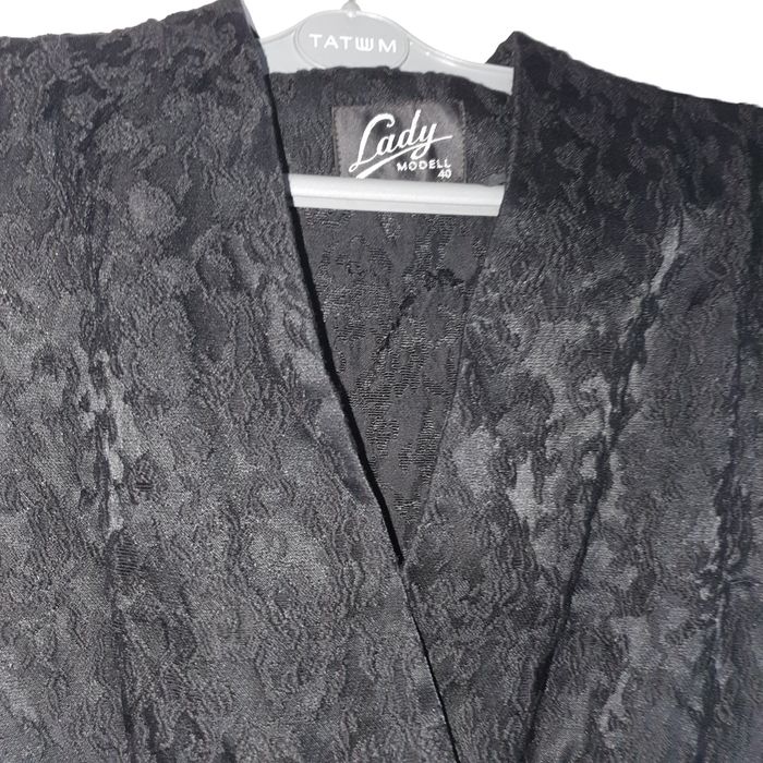 Sukienka czarna elegancka wizytowa biurowa Lady modell