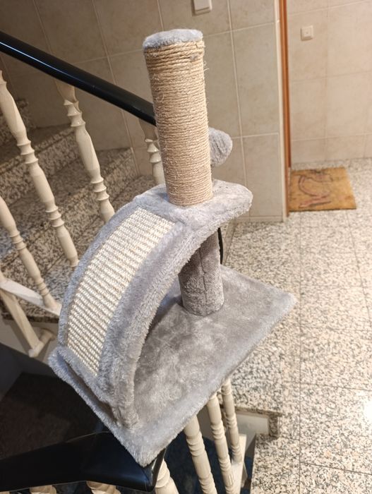 Arranhador gato como novo