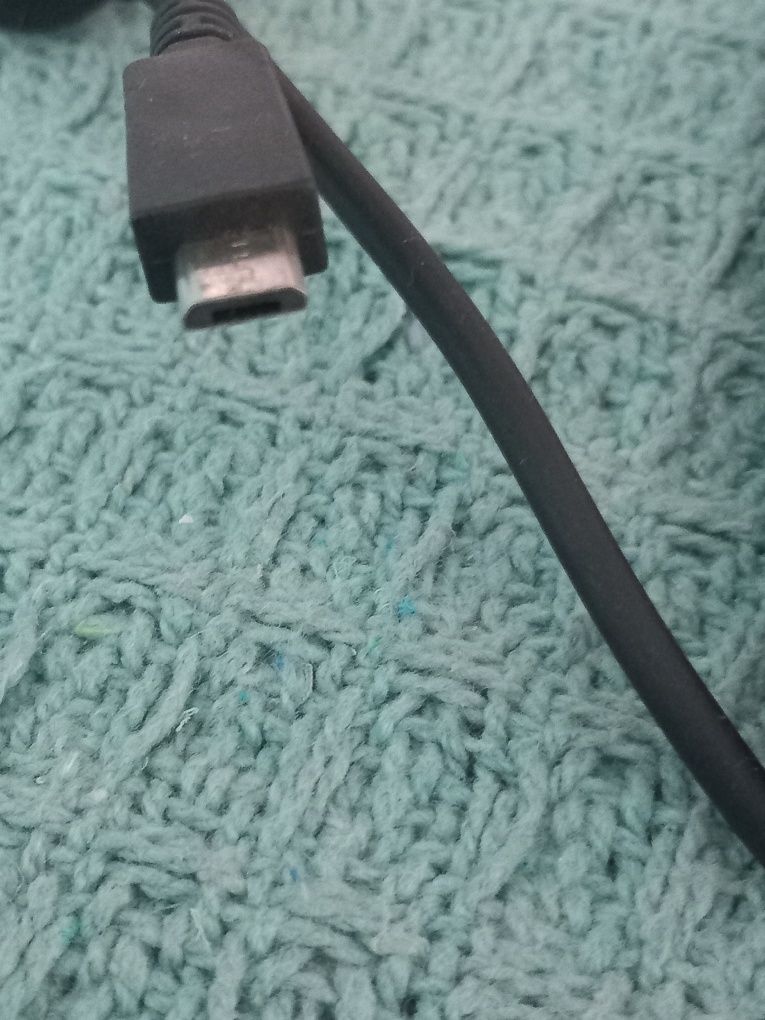 Ładowarka samochodowa Hama microUSB