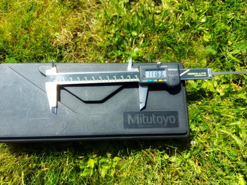 Mitutoyo Absolute Digimatic Suwmiarka precyzyjna cyfrowa