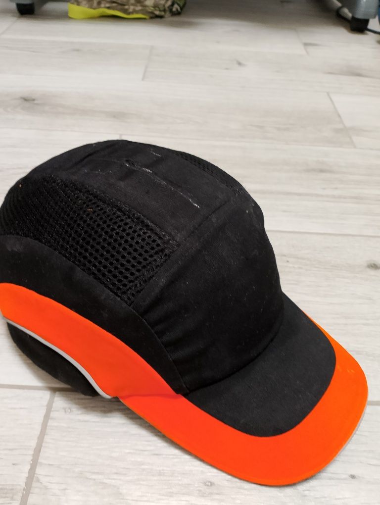 Czapka ochronna hełm kask JSP hardcap A1+