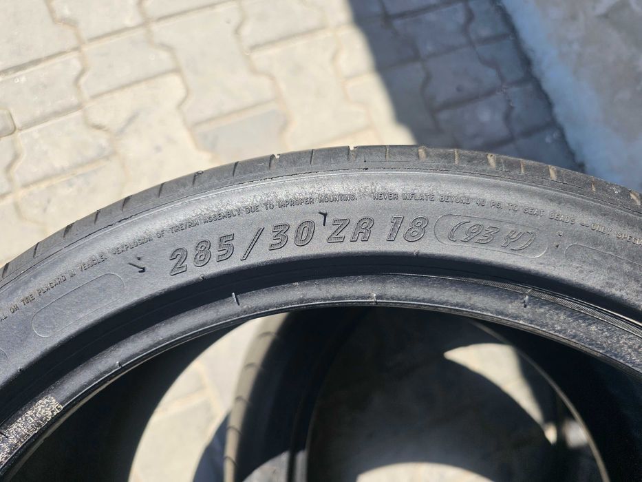 Lato Michelin 285/30 R18