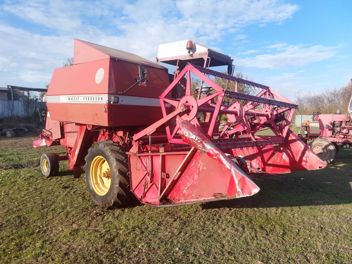 Комбайн Massey Ferguson 186