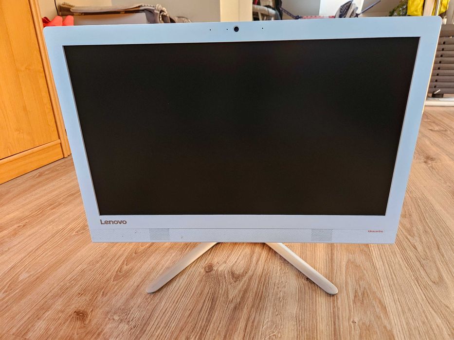 Komputer AIO Lenovo Ideacentre 300-23ISU I5, 12 GB , DYSK SSD