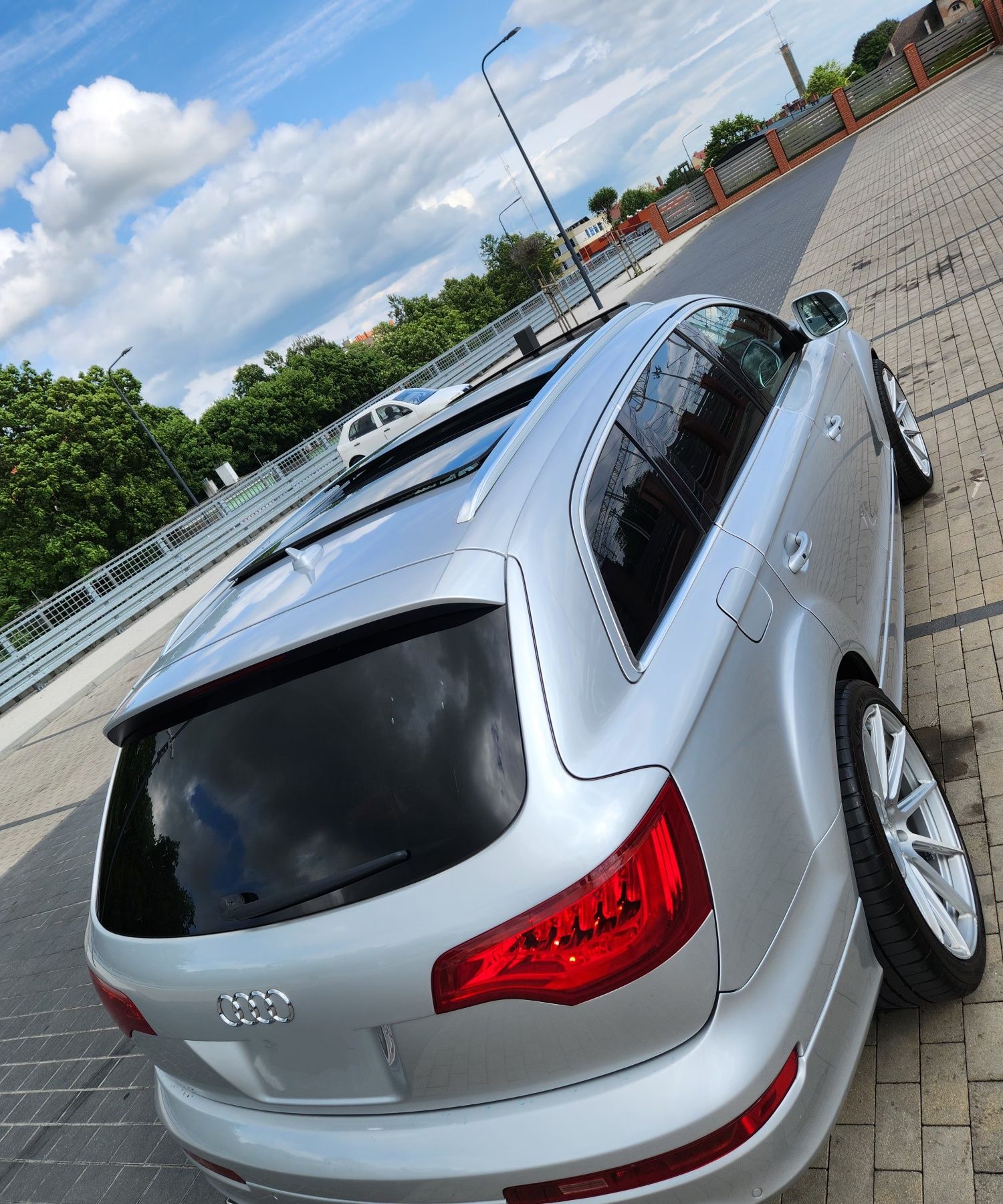 Audi Q7 sQ7 4.2i V8 350KM S-Line Plus ! Full Opcjal! ZAREJSTROWANY 
S-