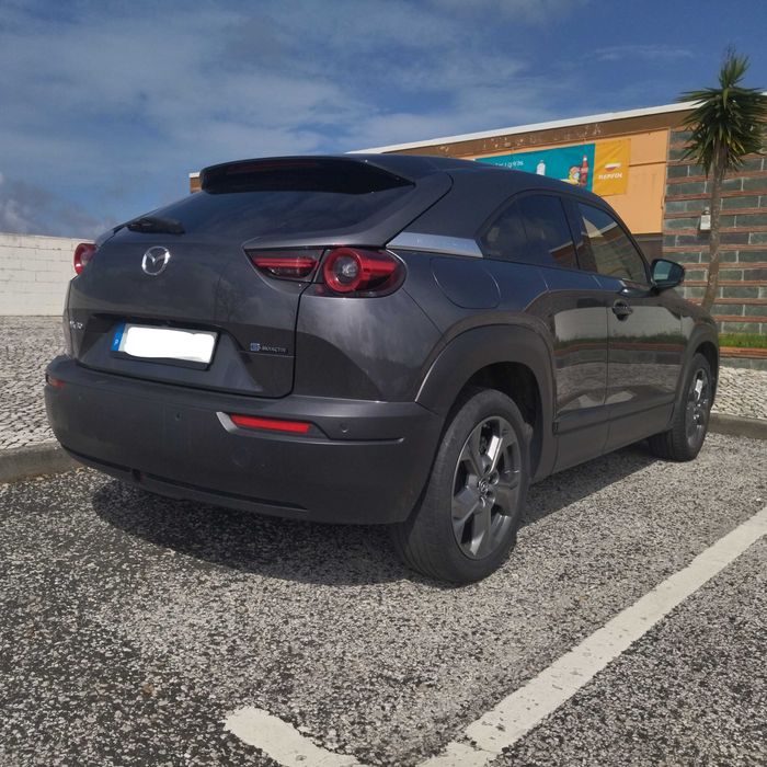 Mazda MX-30 nacional com garantia.