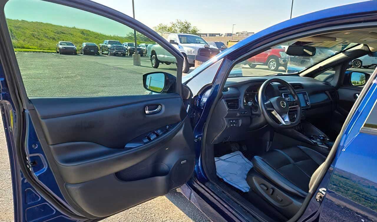 2020 Nissan LEAF SL Plus