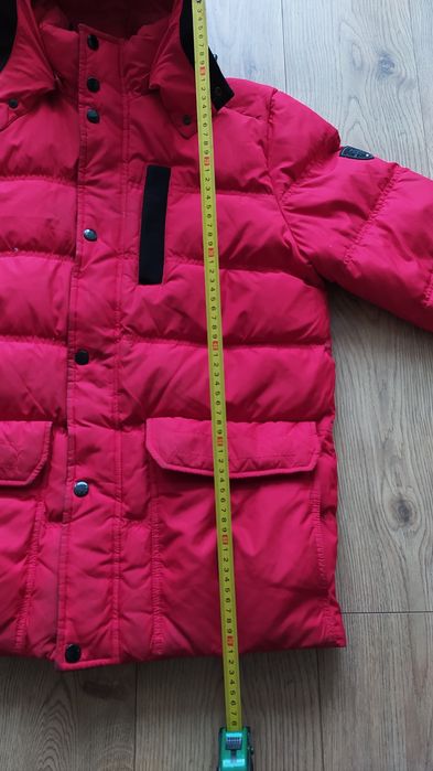 Kurtka Tommy Hilfiger, rozmiar M, czerwona.