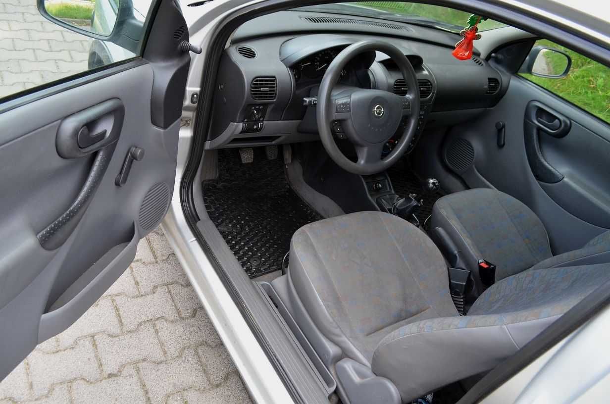 EKONOMICZNA i zwinna CORSA C z ważnymi oplatami ! Spalanie 5l/100 km !