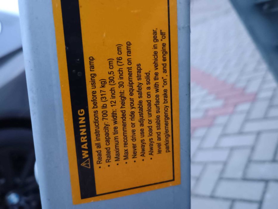 rampa, najazd do załadunku motocyki