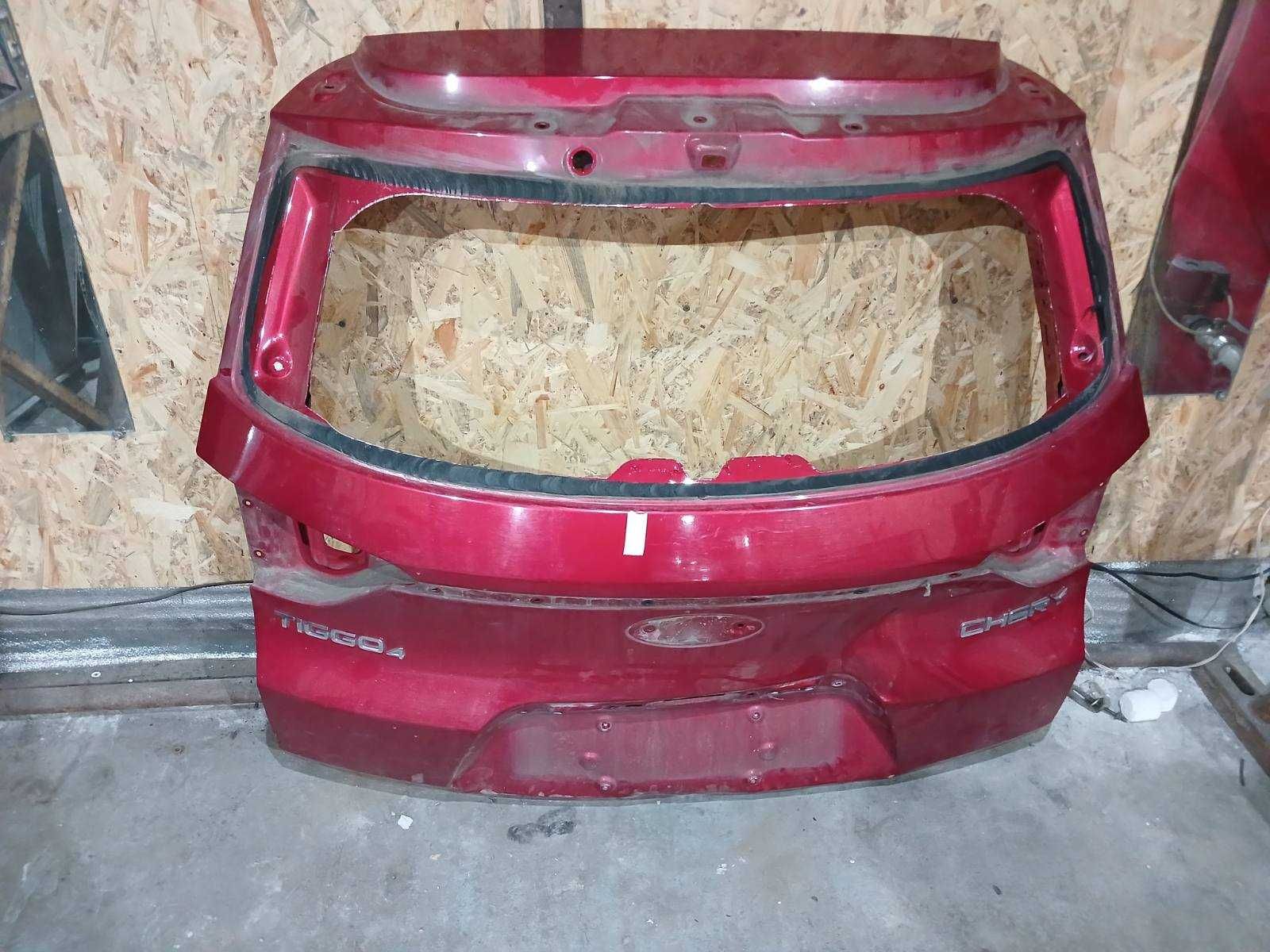 ляда задня Chery Tiggo 4