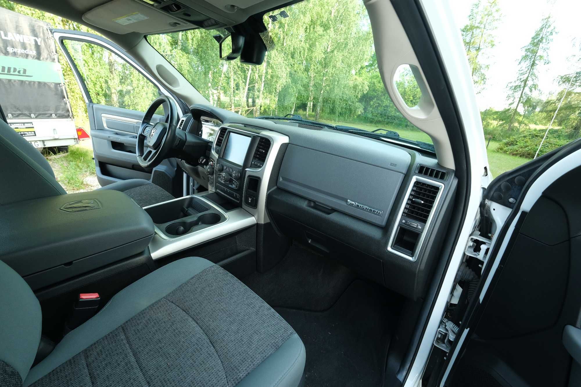 Dodge RAM 1500 5.7 Big Horn, niski przebieg - możliwa zamiana