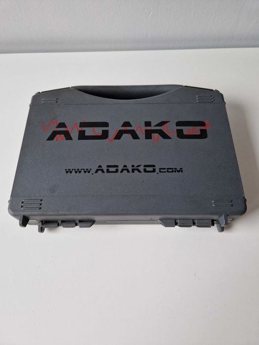 Oryginalny interfejs VCDS HEX+CAN firmy ADAKO + walizka