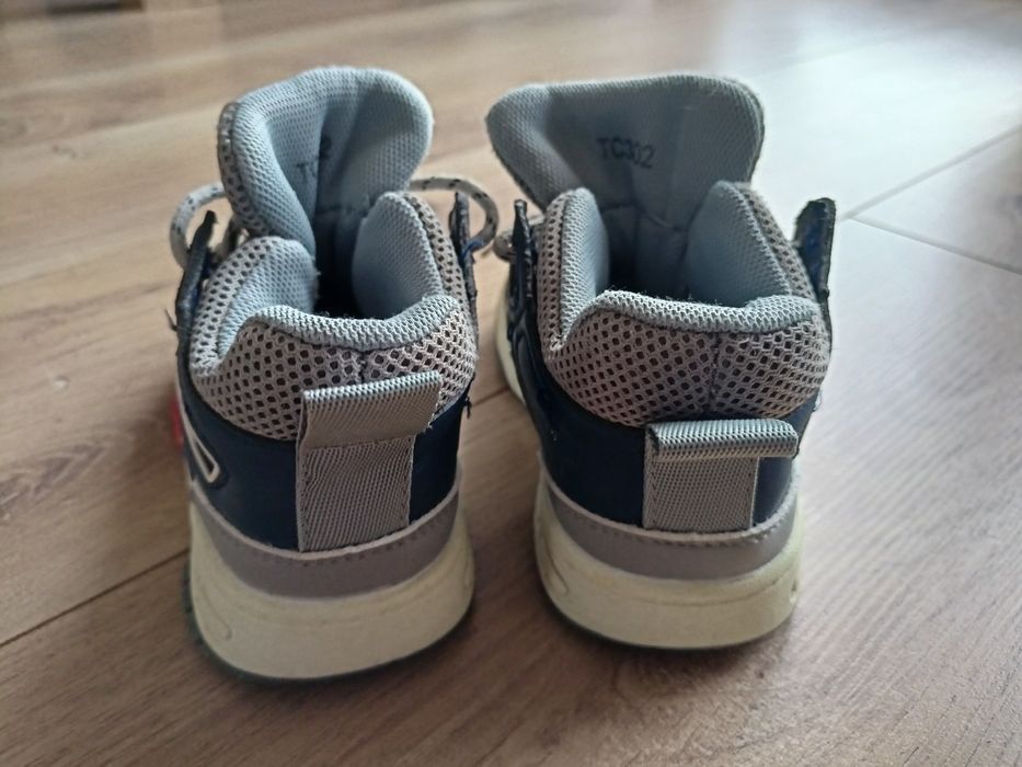 Trzewiki jesienne 25 adidasy dla chłopca