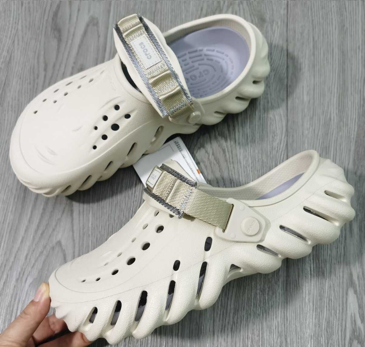 Оригинал Crocs Echo Clog Bone кроксы 36-43р. женские