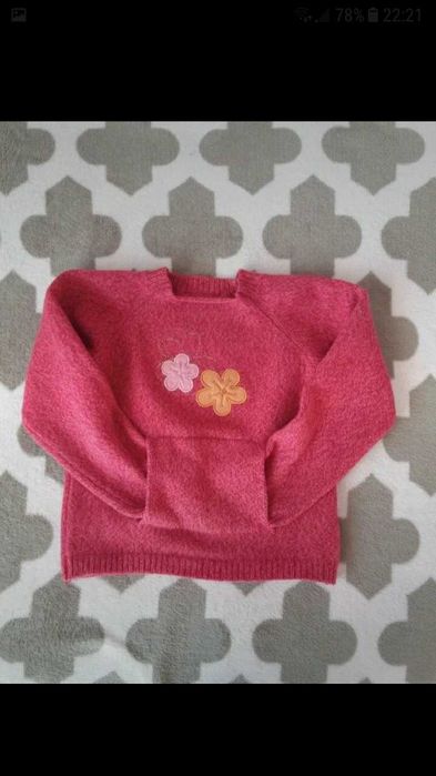 Sweterek wzrost 116 cm.