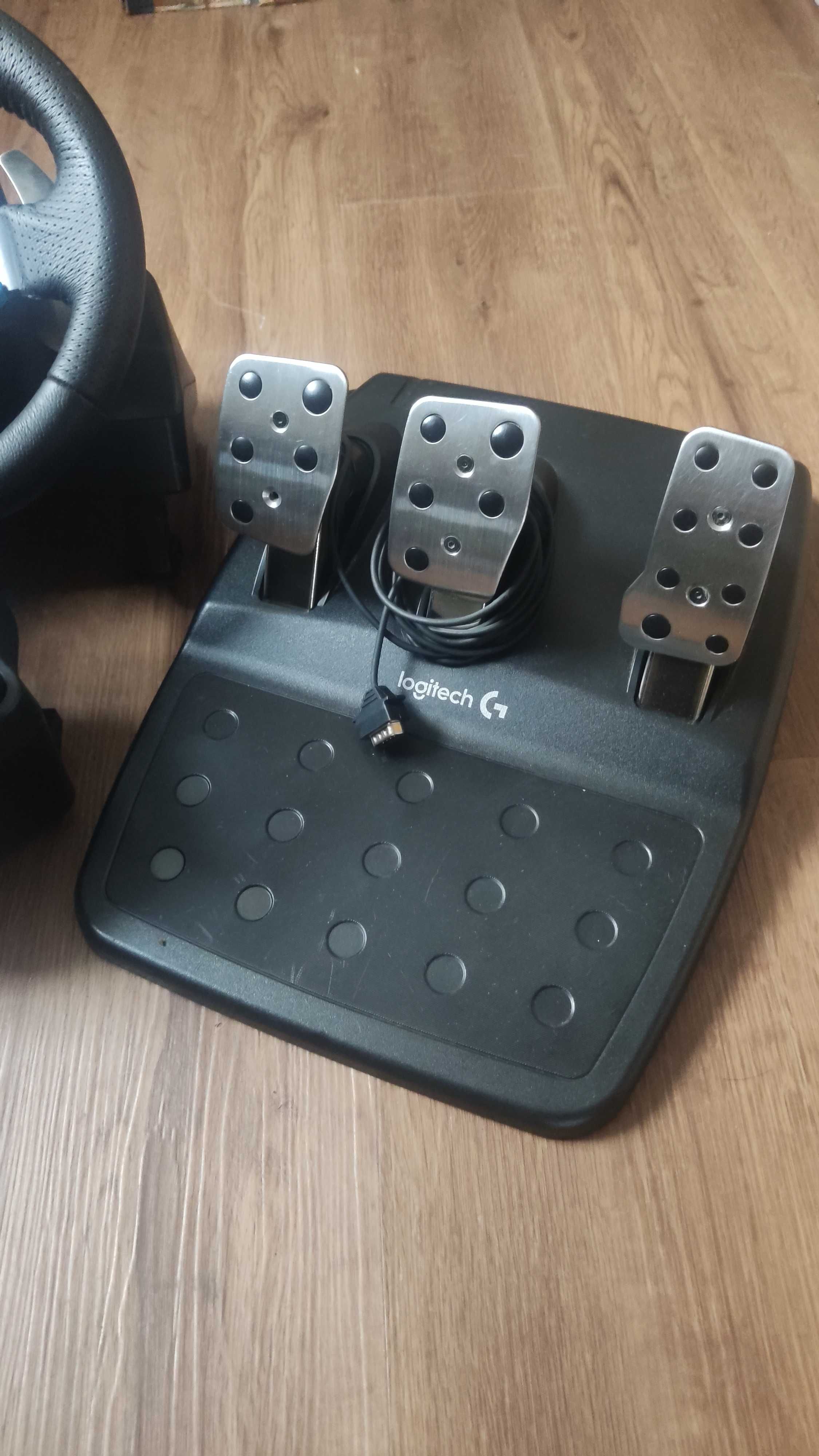 Volante Logitech G29 + Shifter