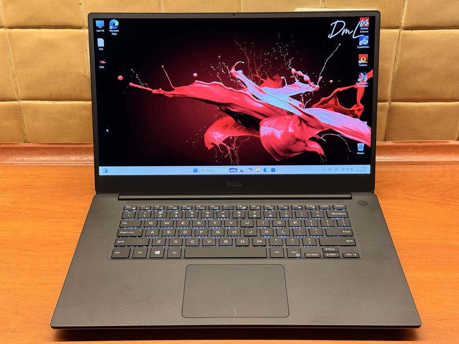 Dell Precision (XPS)  5540 I7-9850H 16Gb 256Gb FHD IPS NVIDIA 4Gb