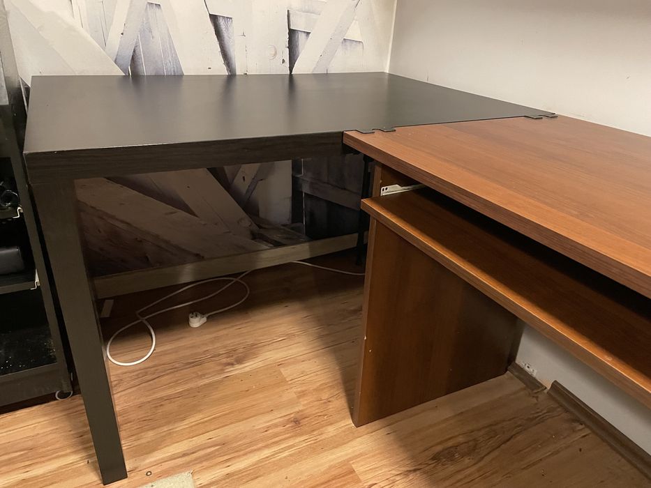 Biurko zaokrąglone do biura