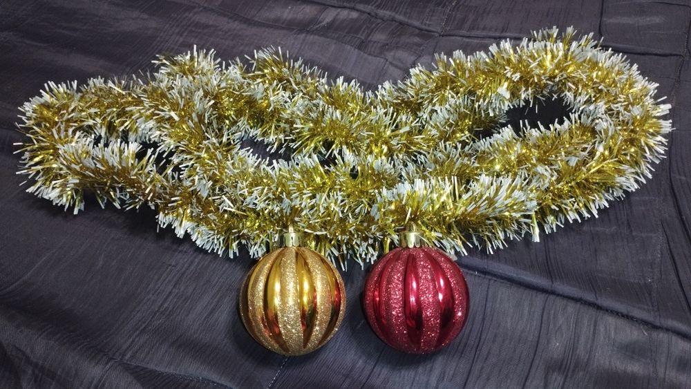 Новогодние шары (2 шт). Новые