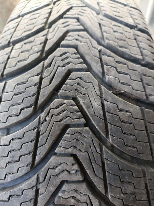 Продам зимову резину premiorri