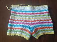 Calções de crochet feito á mão