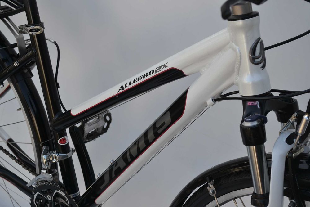 Lekki rower miejski trekking * Jamis allegro2x * 45cm shimano deore