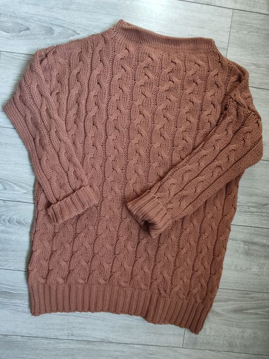 Sweter karmelowy