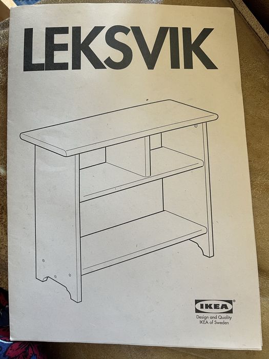 Mesa de apoio/estante IKEA Leksvik
