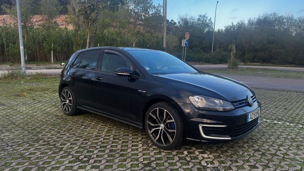 VW Golf 1.4 GTE Hybrid plug-in 204cv