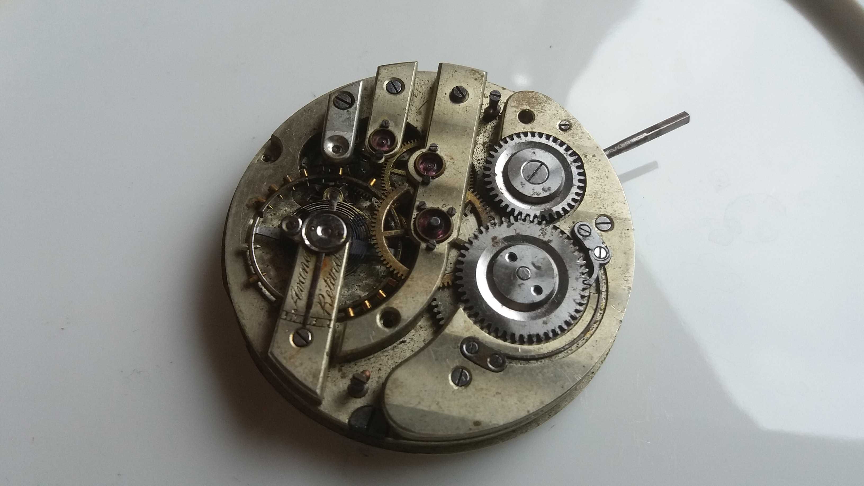 Vintage :  Mechanizm zegarka IWC