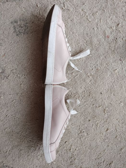 Sprzedam buty różowe