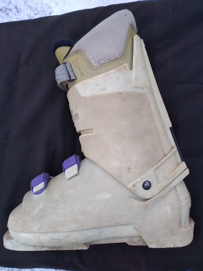 черевики LANGE /305 мм/ ( потребують ремонту
