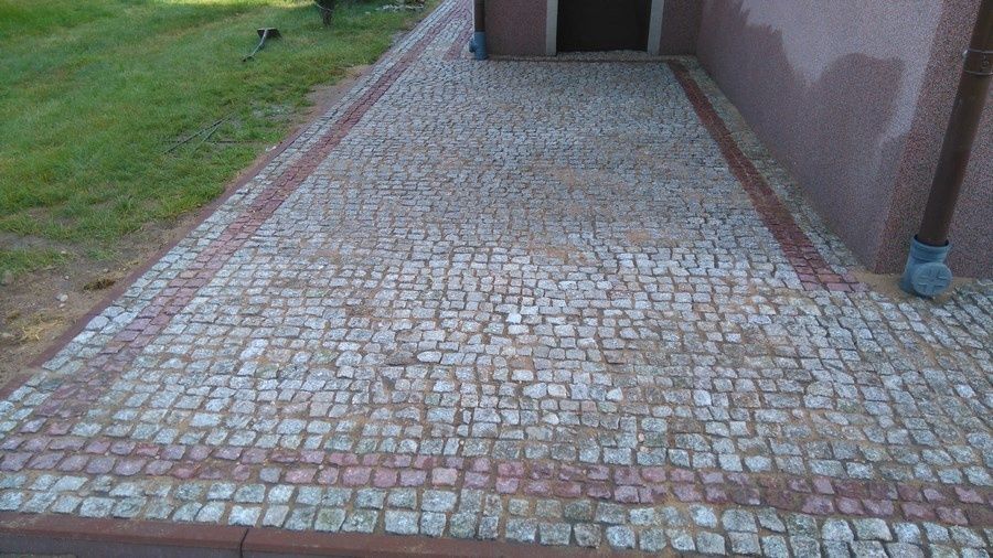 Uslugi brukarskie ukladanie kamienia polnego kostki granitowej