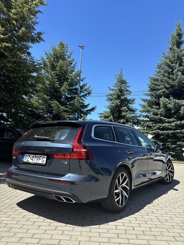Volvo V60 2.0 Benzyna 250 HP Universal Faktura VAT 23%  ЕКСПОРТ ПДВ 0%