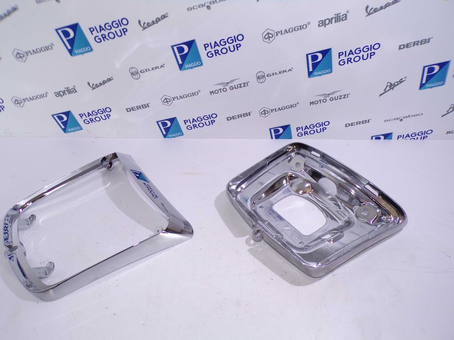 Ramka Chrom Lampa Tył Vespa GTS 125/300cc OEM.