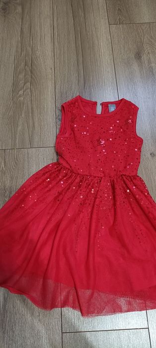 Czerwona sukienka r.116