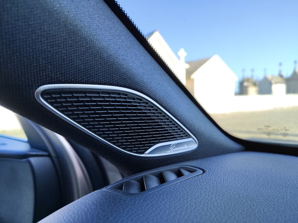 Mercedes-Benz A250e 8G-DCT Style