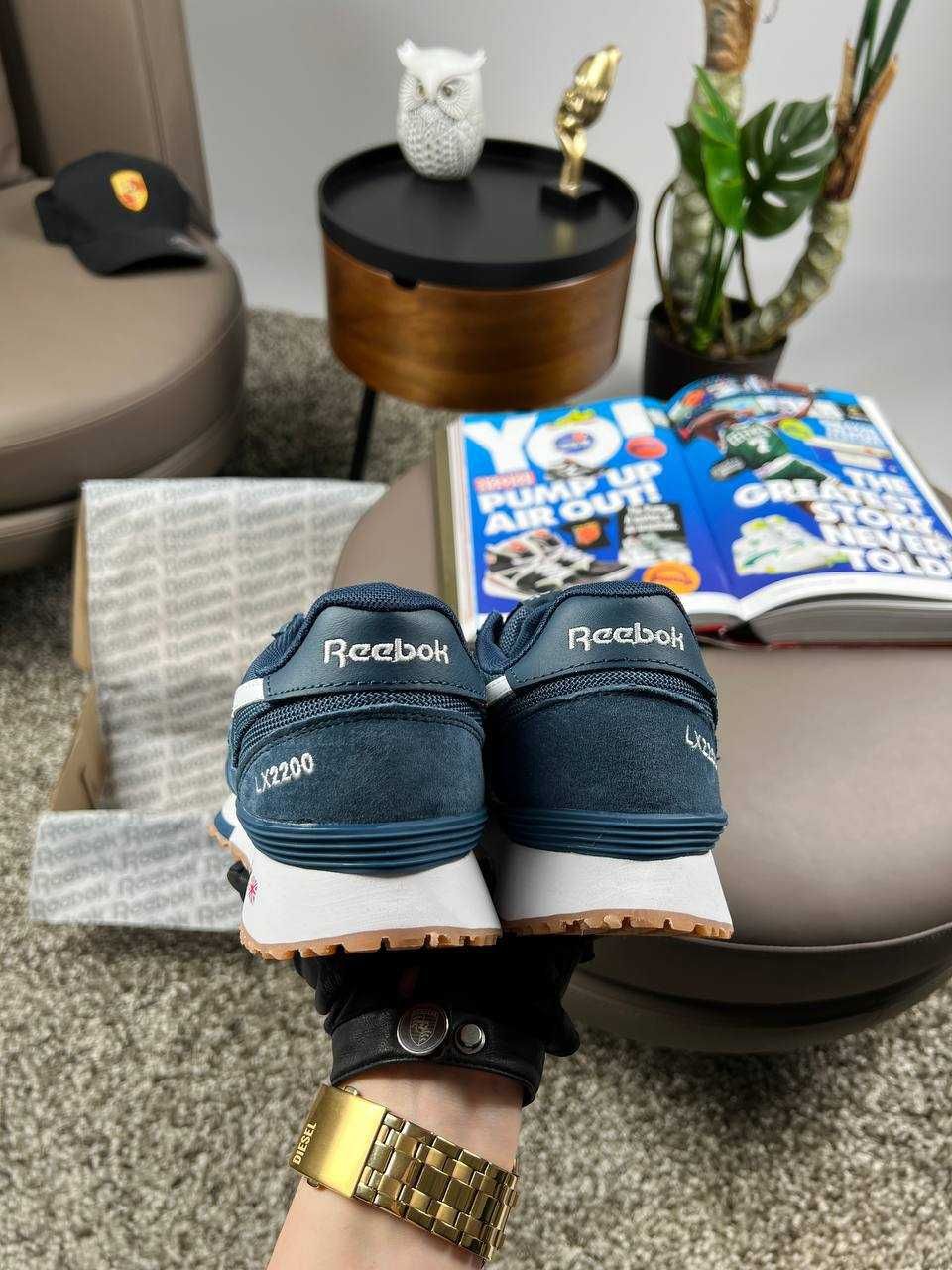 Чоловічі кросівки рібок Reebok Classic LX2200 Navy White [41-46]