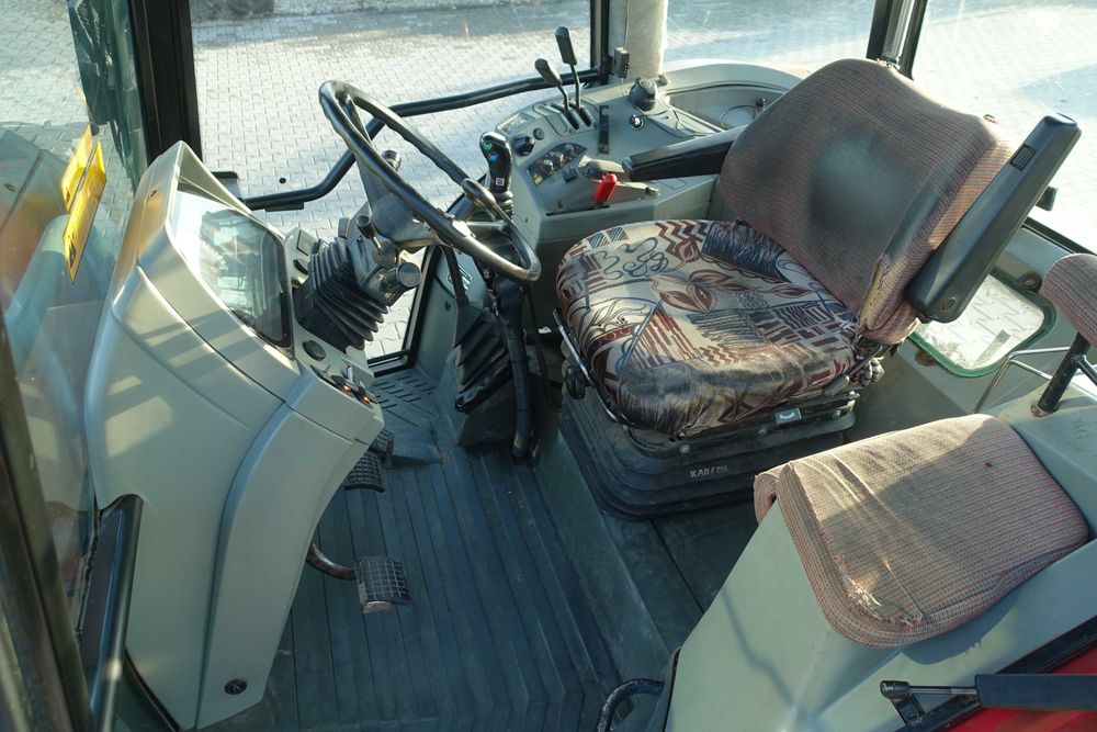 Massey Ferguson 6140 + ładowacz (6120,6255,6130)