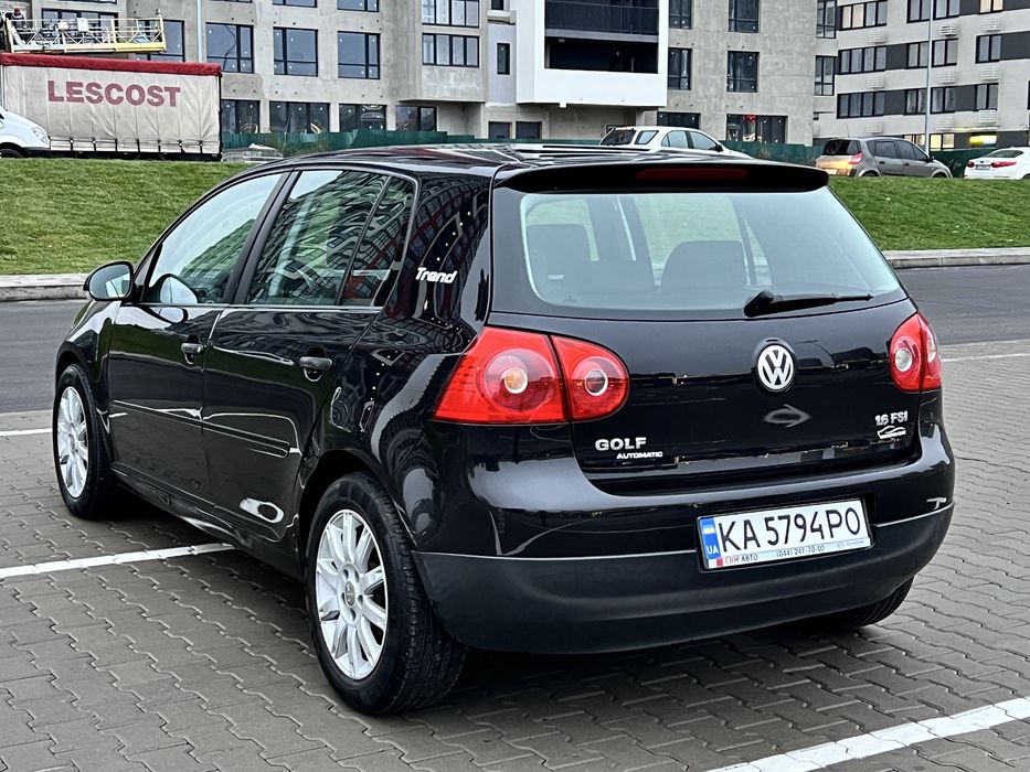 VW Golf 5 1.6 FSI, автомат, бензин - 198 000 км