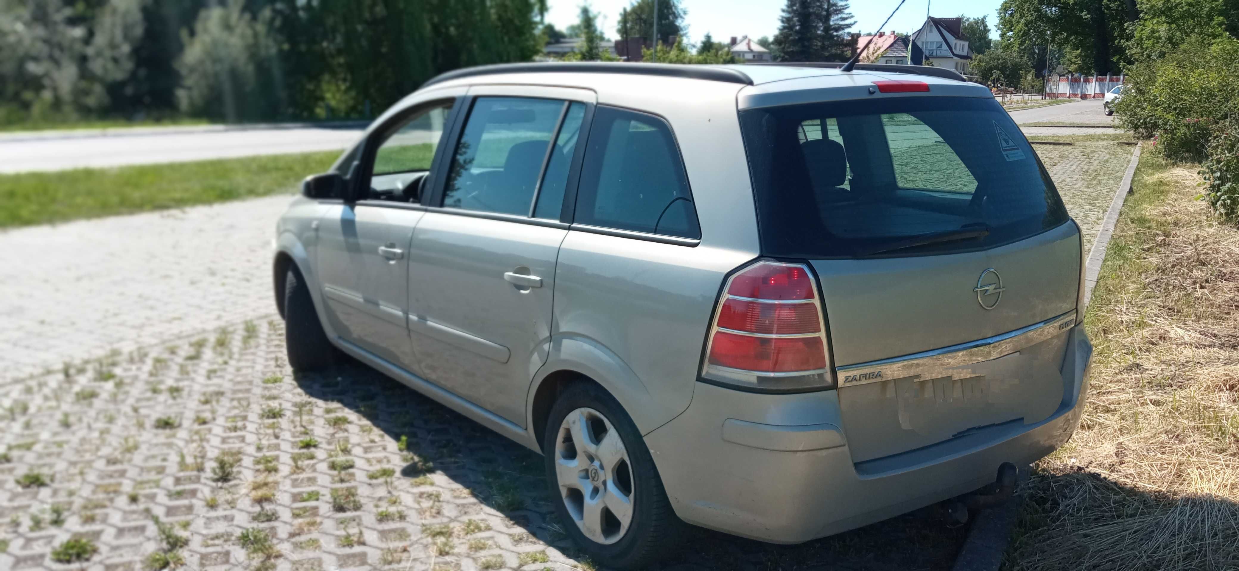 Opel Zafira b 1.9 CDTI 120 koni