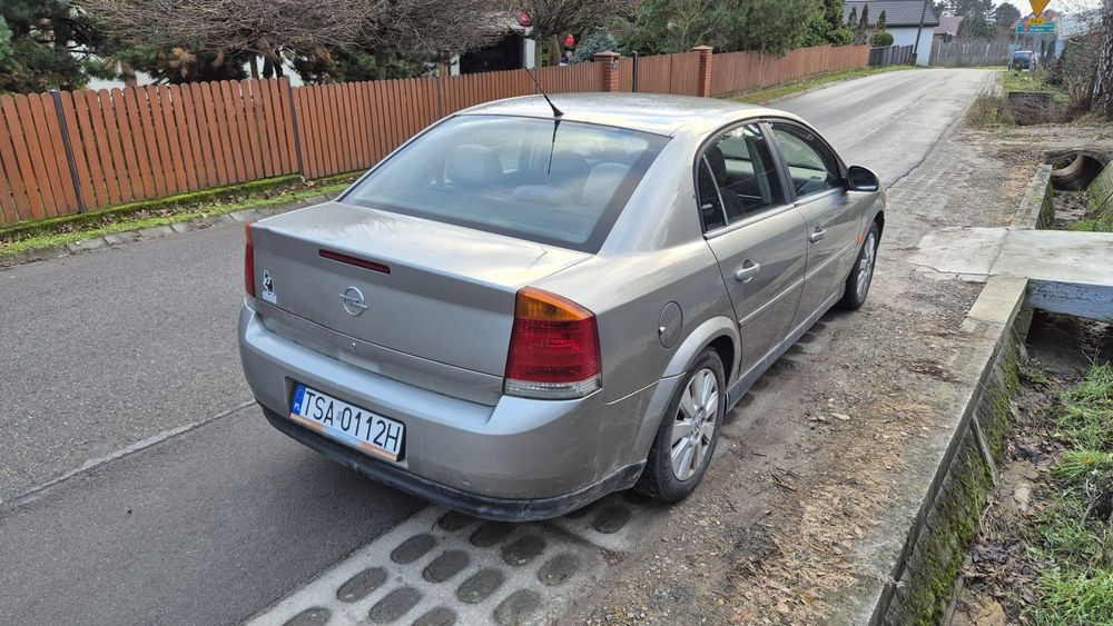 Opel Vectra C 2.2 B+G