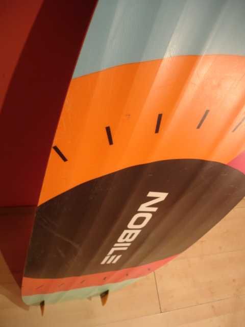 Kitesurfing kite deska NOBILE 50Fifty PRO 140/42  strapy APEX super !!