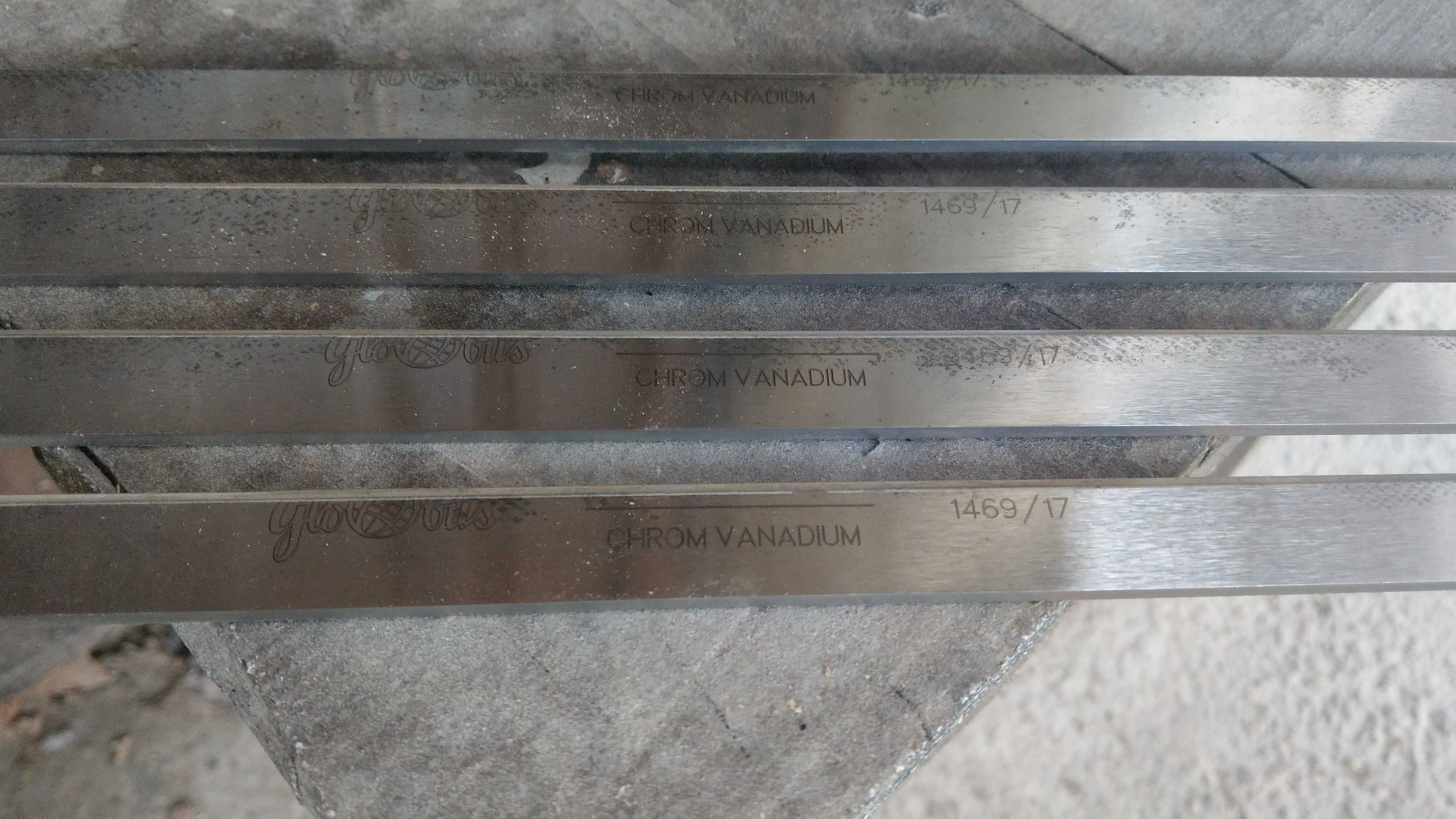 Nóż noże do strugarki wyrówniarki grubościówki 410x20x3 HSS 18%W