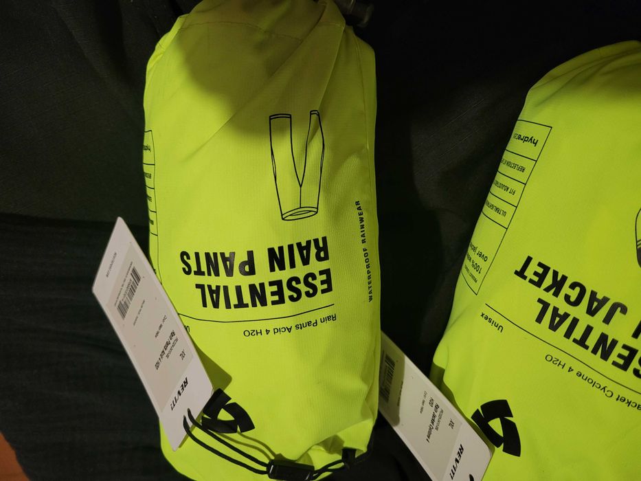 Ubranie Motocyklowe przeciw deszczowe Revit Cyclone Roz 2XL Nowe