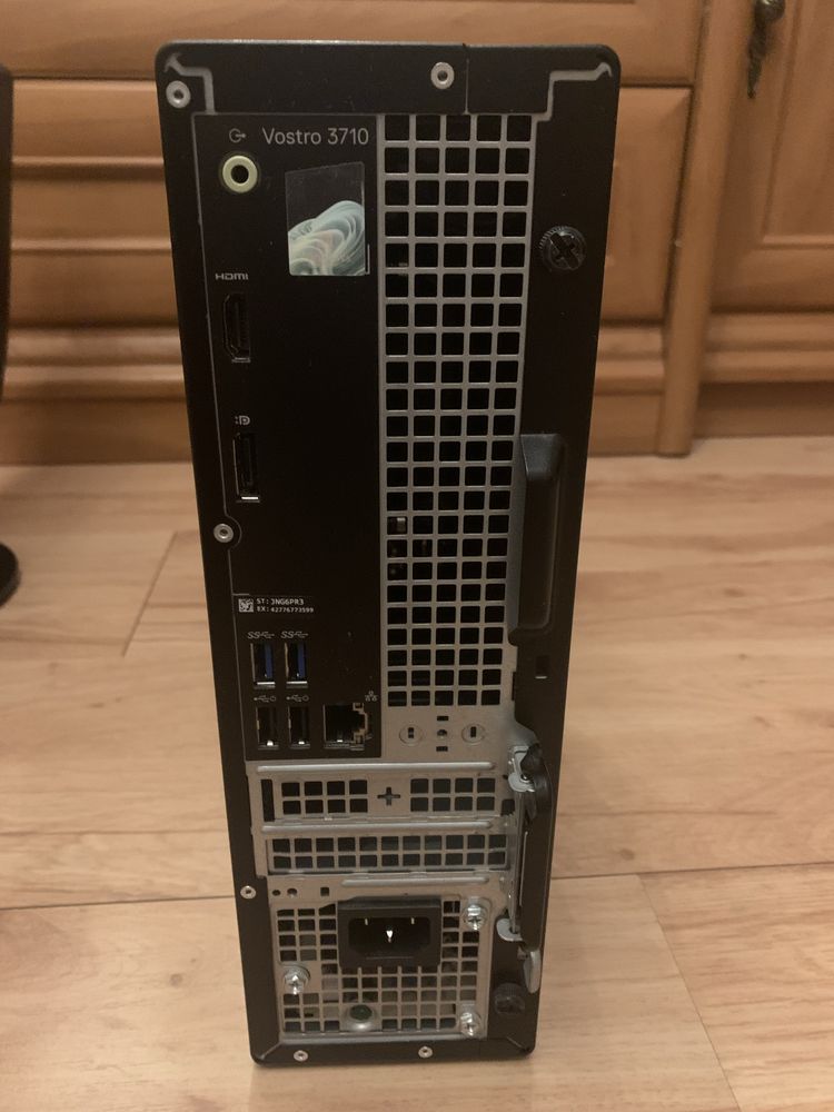 Komputer Dell Vostro 3710 + monitor Asus.