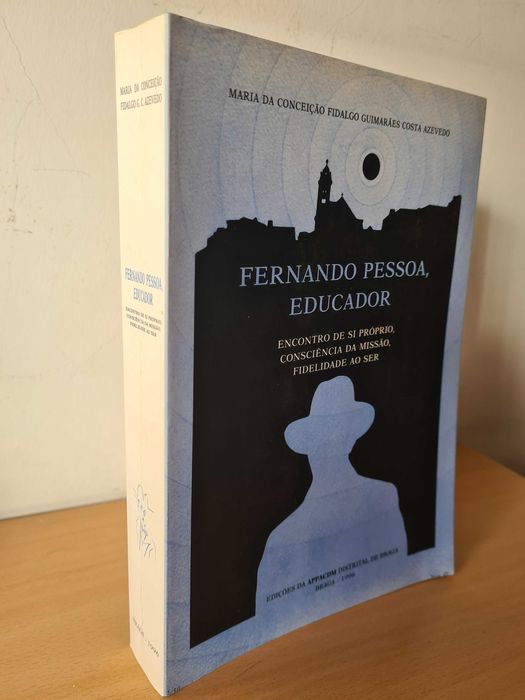 Livro "Fernando Pessoa, Educador" de Maria da Conceição Azevedo