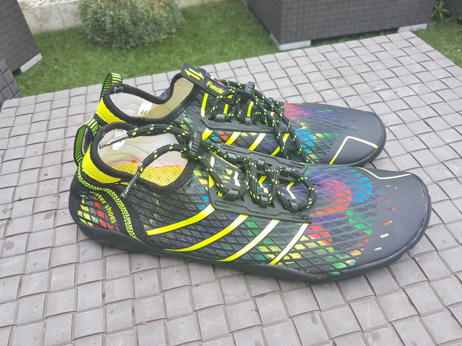 Super buty do pływania 44