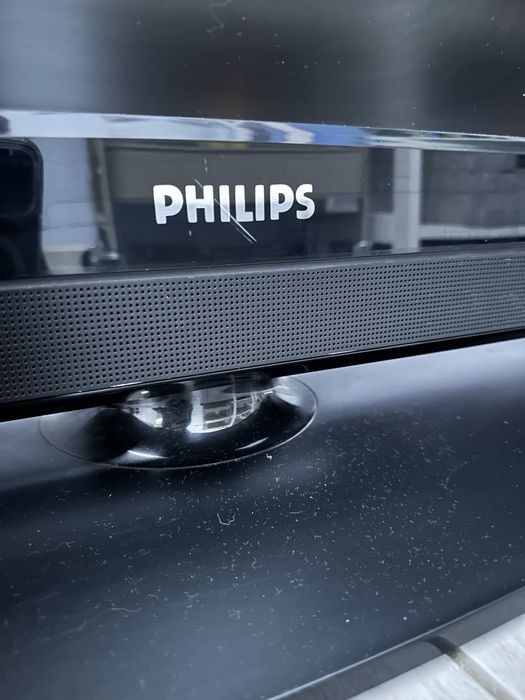 Телевізор Philips  37 дюймів
